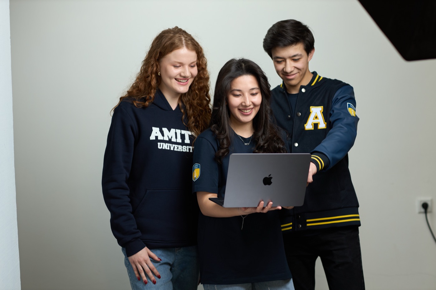 Amity universiteti talabalari